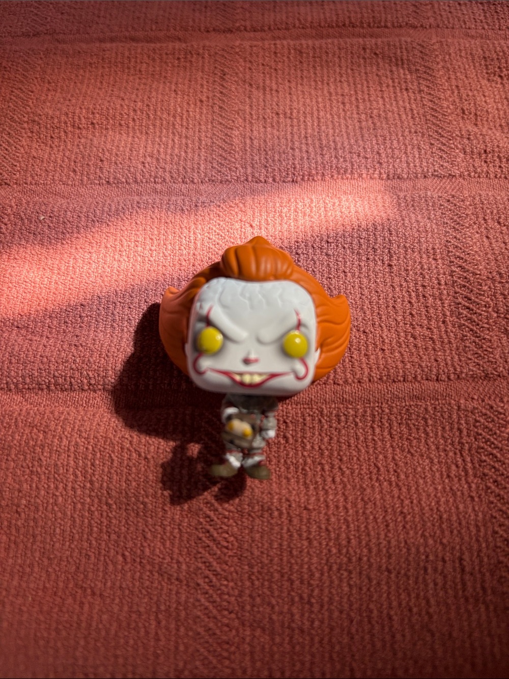 Funko Pennywise Vinyl Mini Figure - Orange Hair, White Face, Yellow Eyes